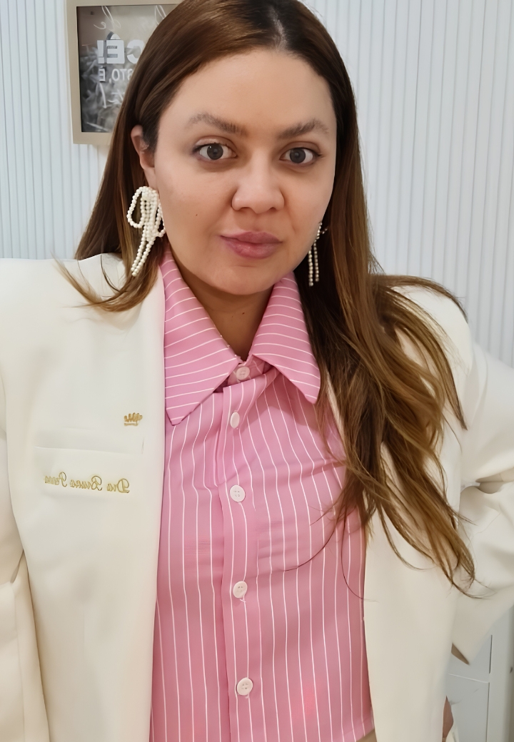 Dra. Bruna Penna - especialista em hiperidrose em Belo Horizonte